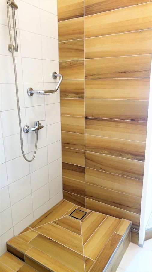 Hostel Kwadrans Gliwice Kültér fotó